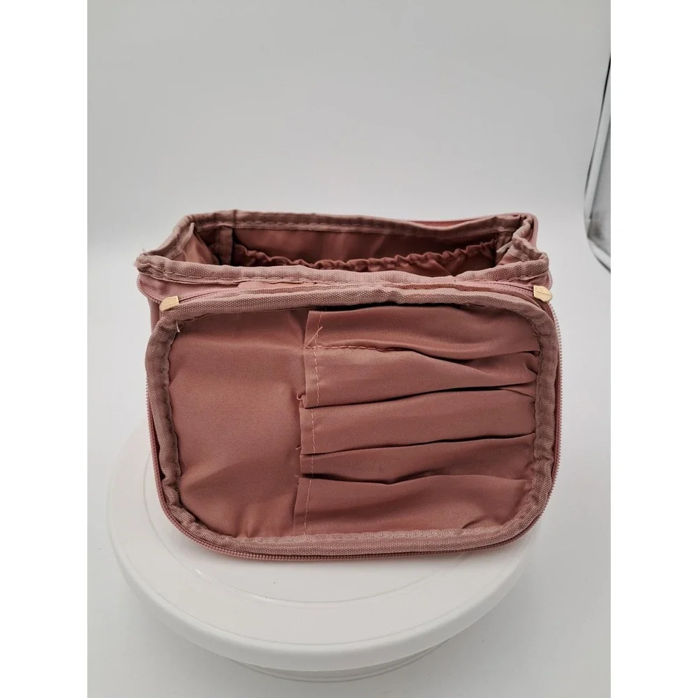 Lyiali Pink New Makeup‎ Bag With Pink Makeup Sponge